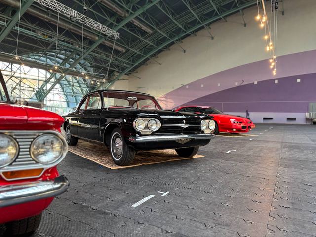 Chevrolet Corvair, 1961 — Москва